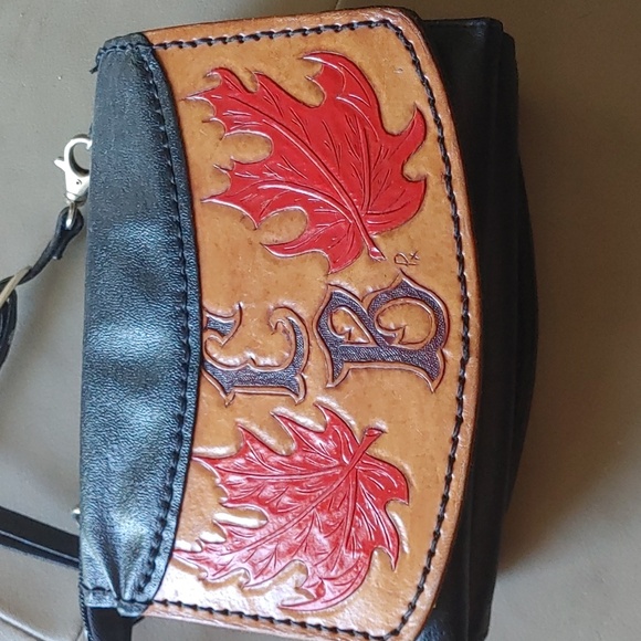 Vintage Customized "L B" Leather Purse - Picture 4 of 7